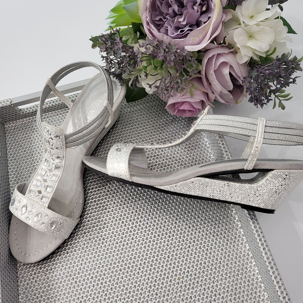 Strappy wedge sandals size 10B